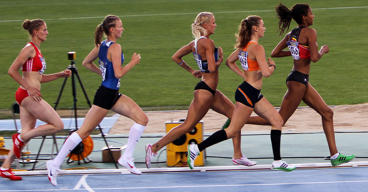 Tokyo Olympics: U.S. Runner Helps Competitor to Finish Line After Fall